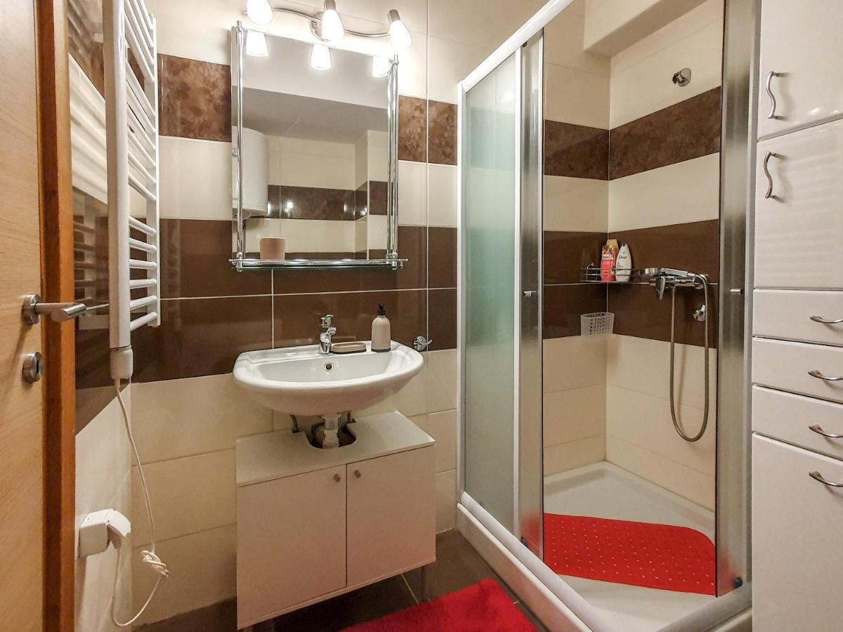 Apartman Cvejic - Suncani Apartmani Brzece Luaran gambar